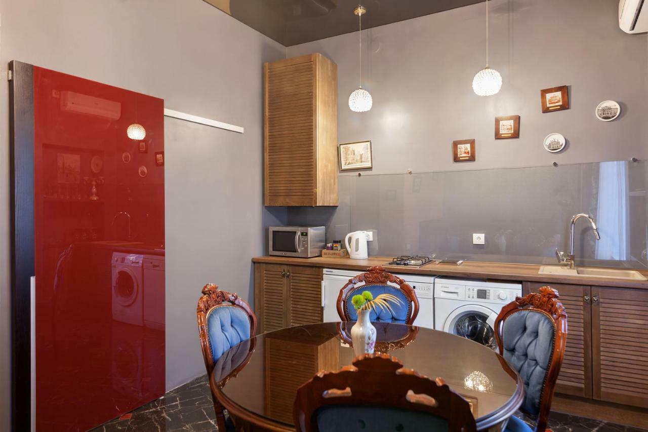 Apartment Delux Leopolli Near Shopping Mall Forum Lviv