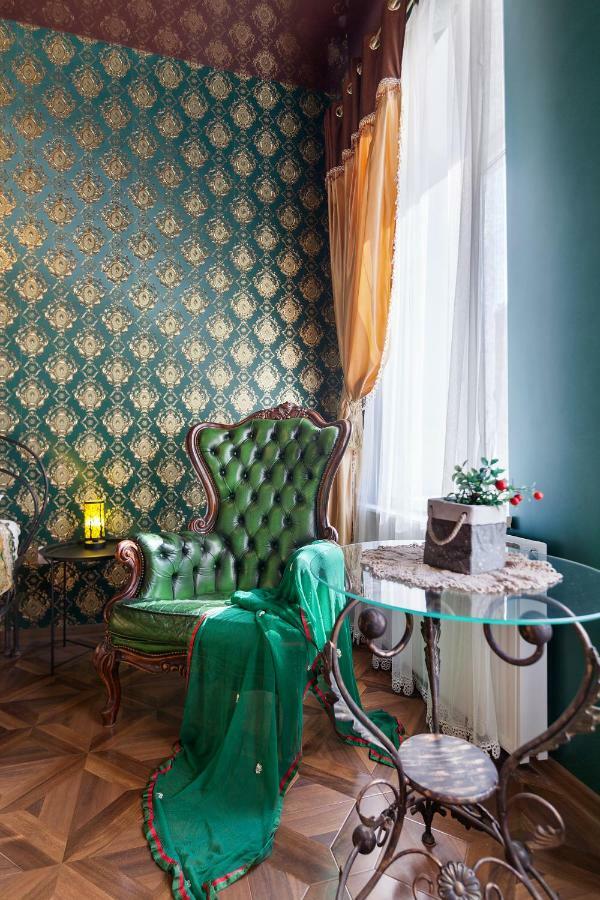 Delux Leopolli Near Shopping Mall Forum Apartment