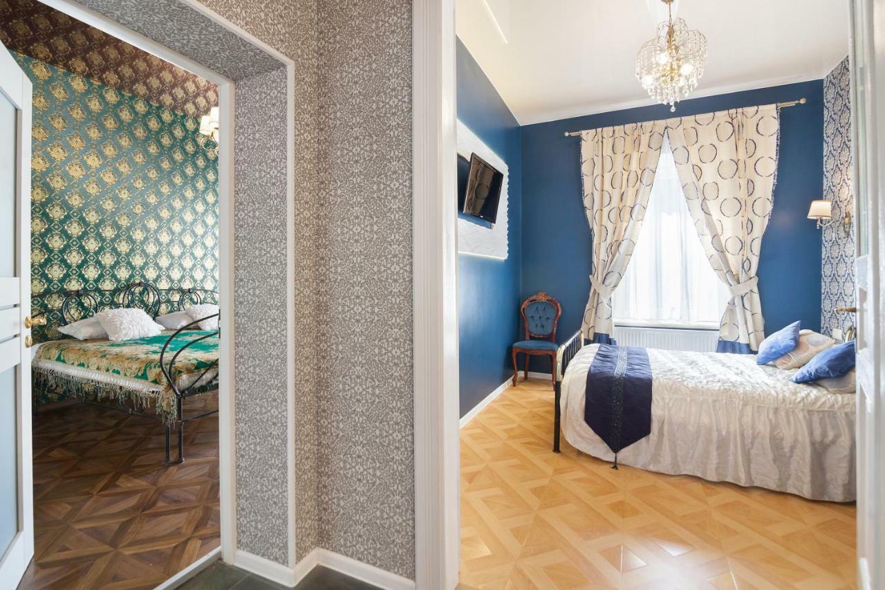 Delux Leopolli Near Shopping Mall Forum Apartment *